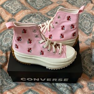 Converse Run Star Hike Platform Embroidered Floral